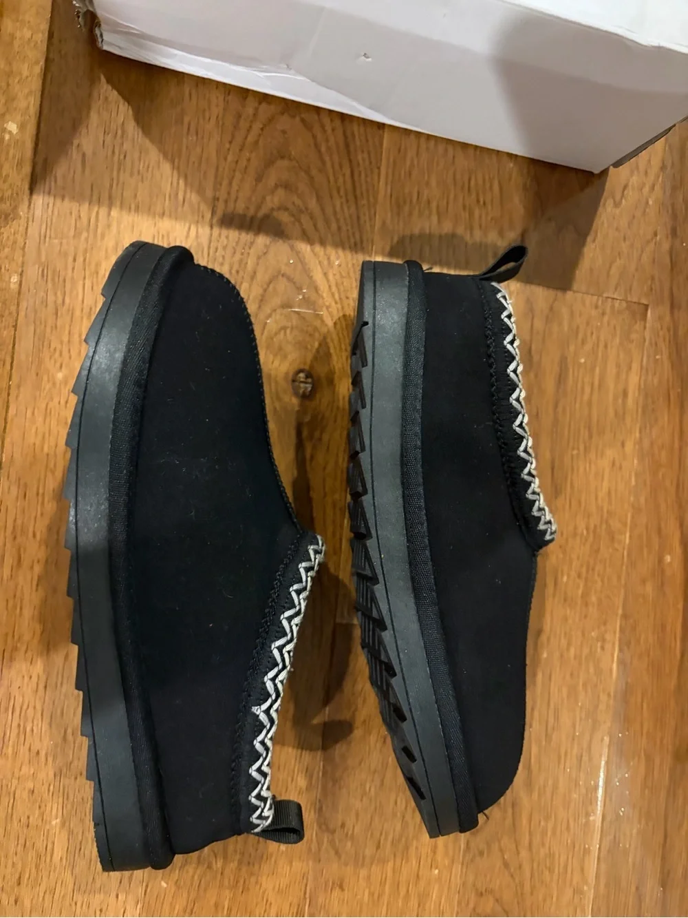 Dream Pairs Kids Black Moccasin Slippers with White Trim